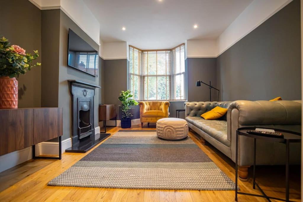 Hereford - Clifton Villa - Beautifully Presented House Located A Short Walk From City Centre - Sleeps 6 Guests - Perfect For Exploring Hereford - Hosted By Rentmyhouse Esterno foto