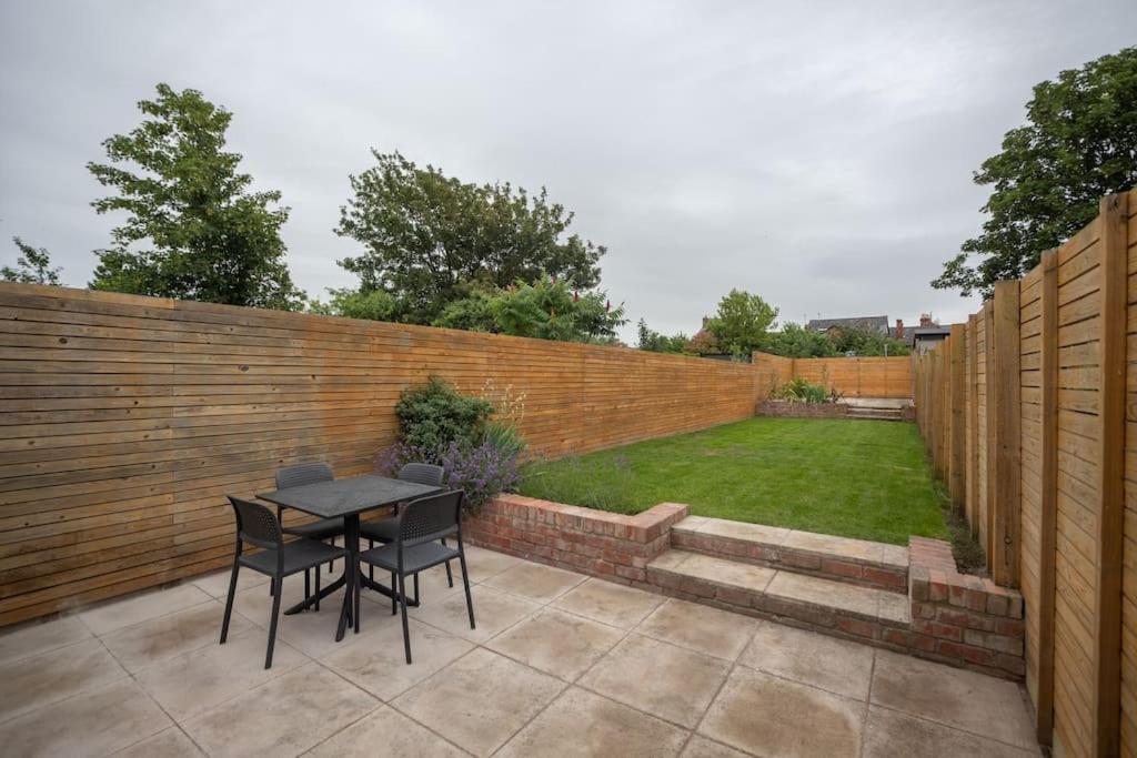 Hereford - Clifton Villa - Beautifully Presented House Located A Short Walk From City Centre - Sleeps 6 Guests - Perfect For Exploring Hereford - Hosted By Rentmyhouse Esterno foto